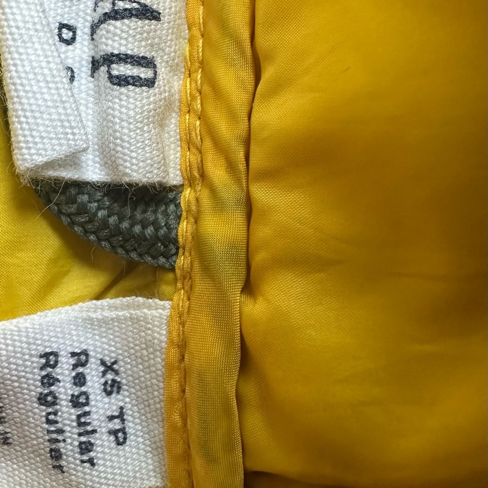 Gap kids lightweight coat size XS - Picture 3 of 3